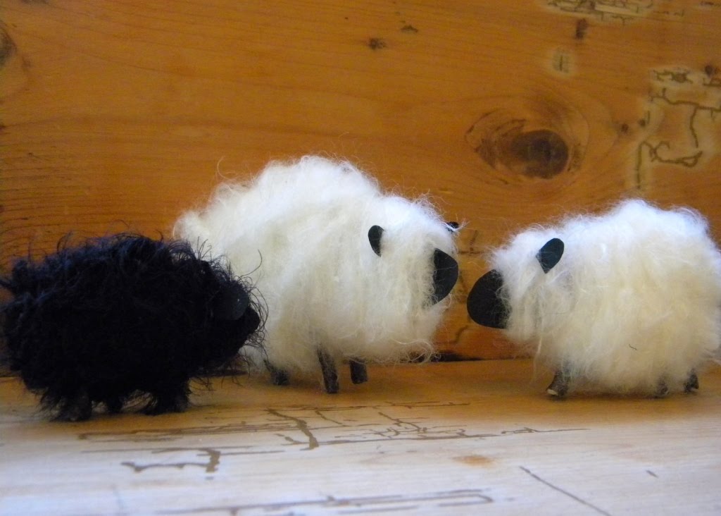 homework Etceteras fuzzy yarn sheep