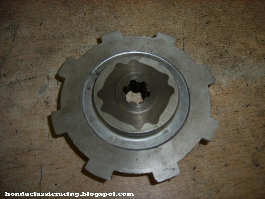 Honda Classic Racing: new clutch for the ss50 engine