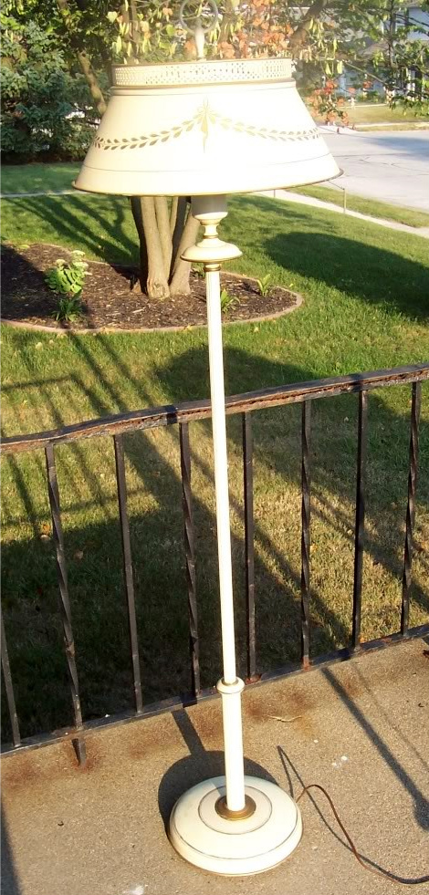 Junkyardgypsies Vintage Collectibles Junkyard Gypsy Style 1950 S 1950 S Vintage Metal Floor Lamp Revamped In Red
