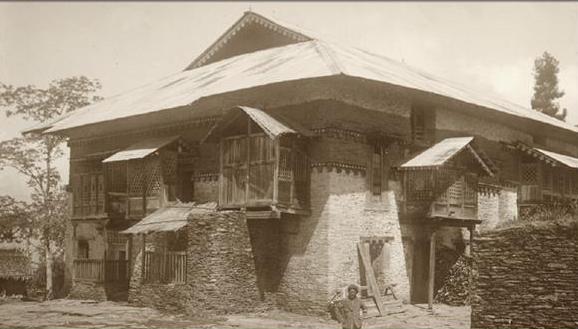 [Sangachelling+Gompa+in+Sikkim,+East+India+(1925).JPG]