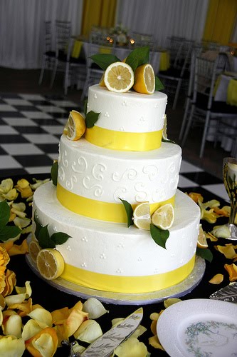 [Christi's+wedding+cake.jpg]