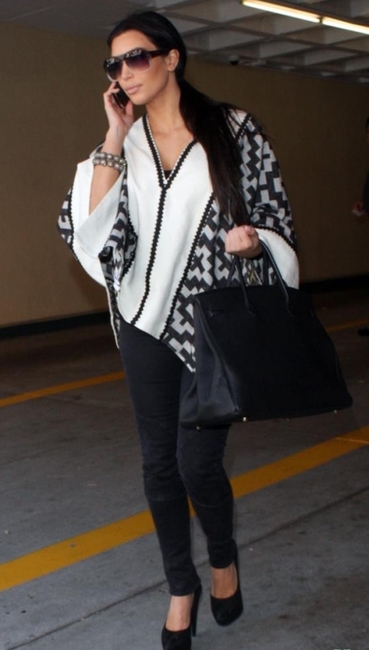 Be Fashionista 2011!: Kim Kardashian with her birkin bags