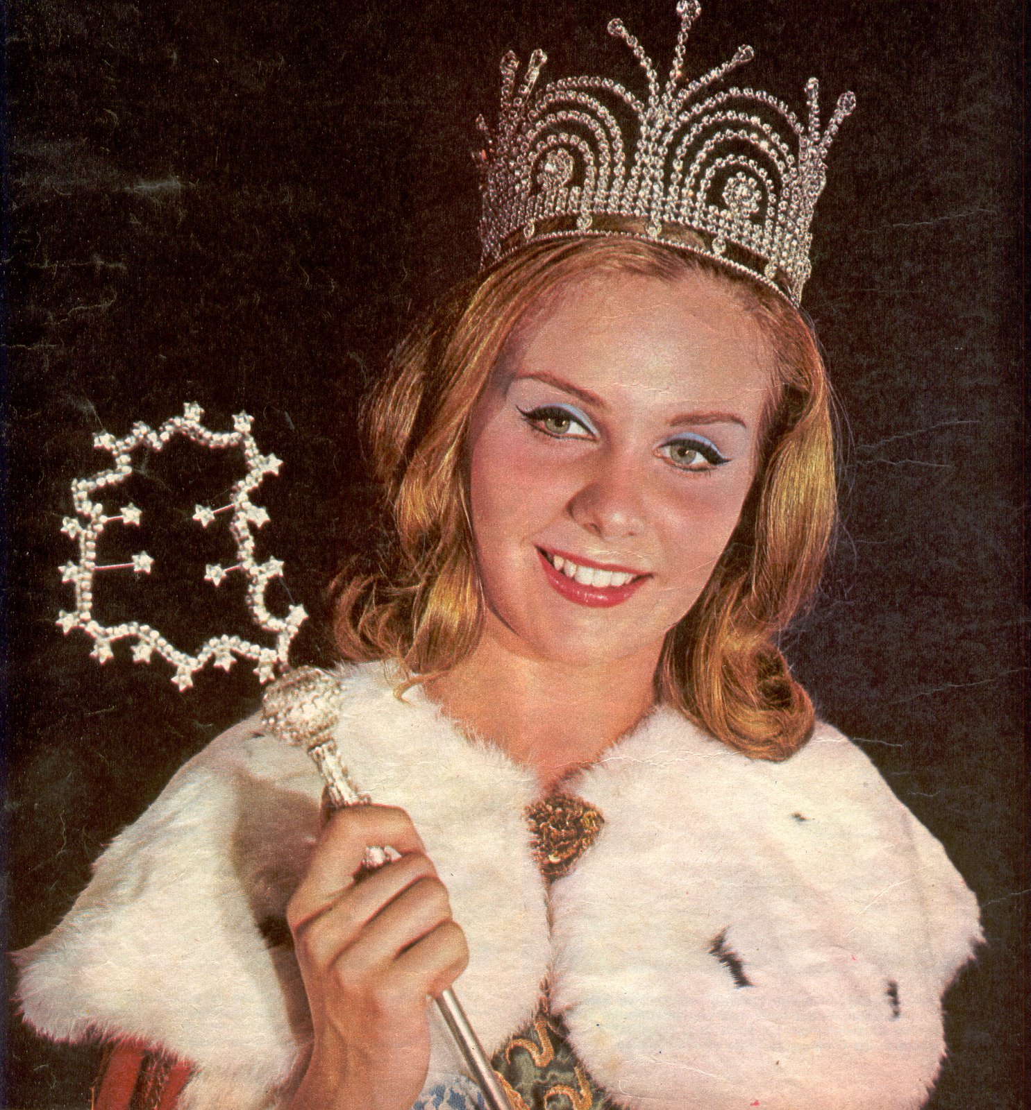 [Miss-Raquel-1.jpg]