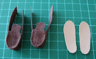 Assembling Agnes Dreary's shoes