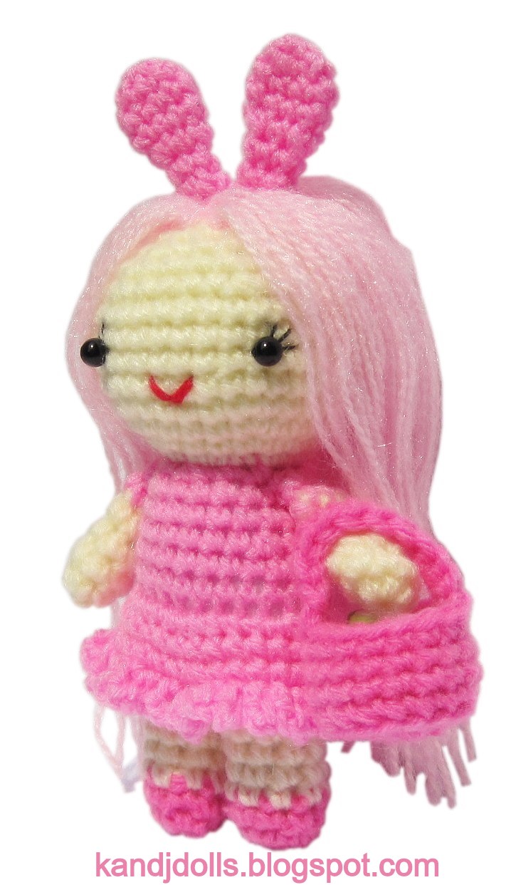 [IMG_0855+Pink+Girl+doll+side.jpg]