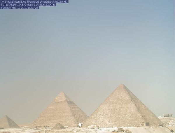 Pyramides -- Gizeh