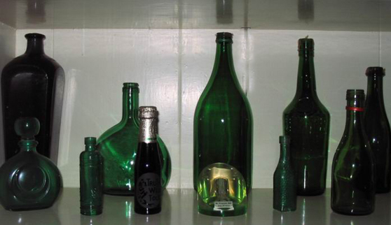 [Green+bottles+5+small.jpg]