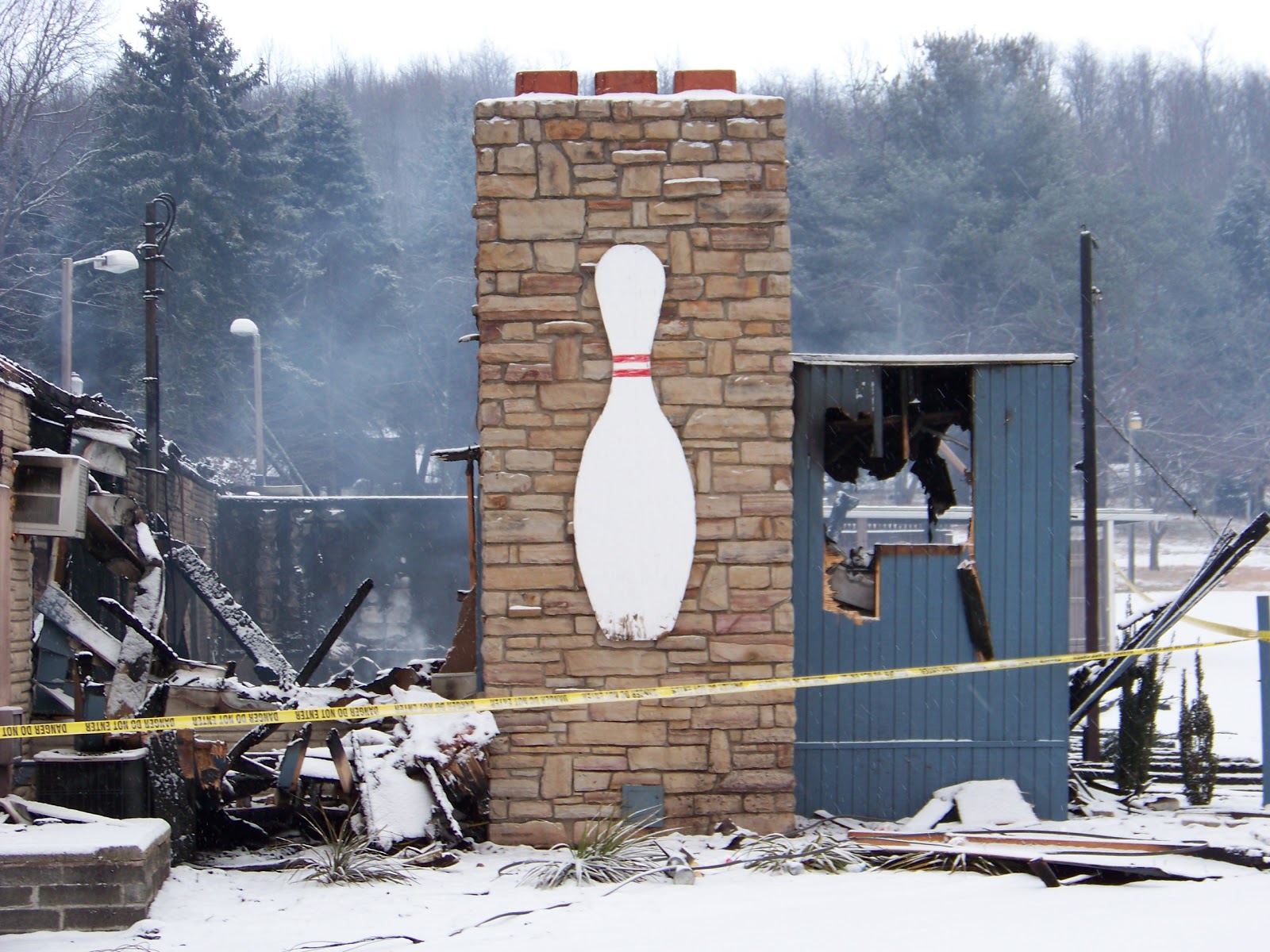 SWPA Rural Exploration Klondike Lanes Masontown PA Fire. 12.24.10