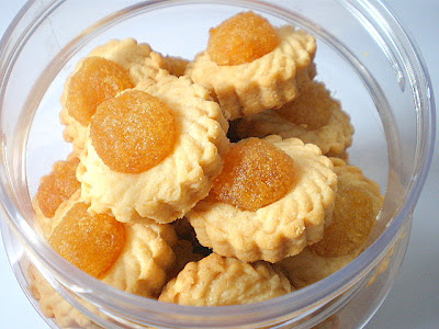 104+pineapple+tarts+2.JPG