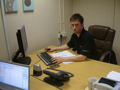 [200109e.jpg]