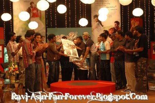 [santhosh%20subramaniyan_audio03.jpg]