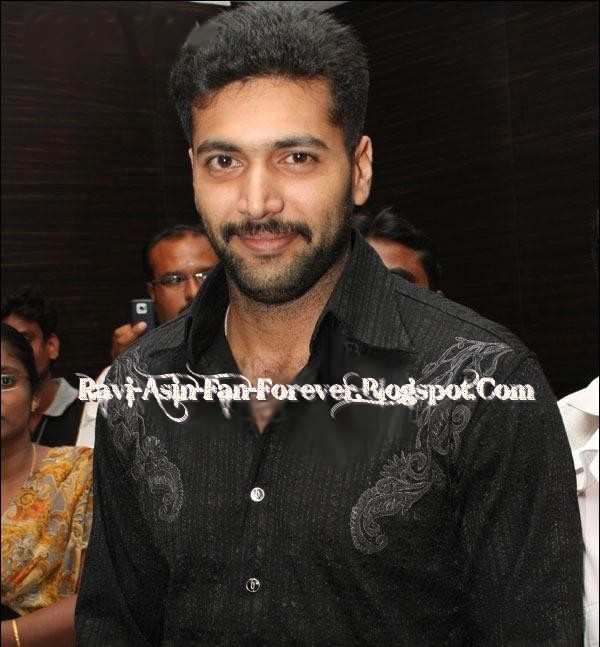[Jayam-ravi-at-premiere2.jpg]