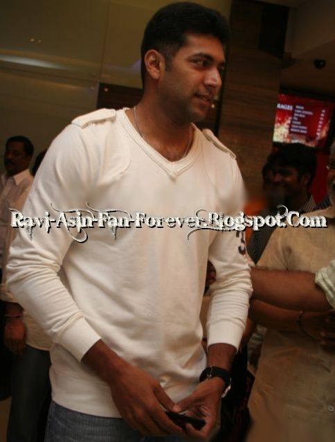 [1_vamanan-audio-launch02.jpg]