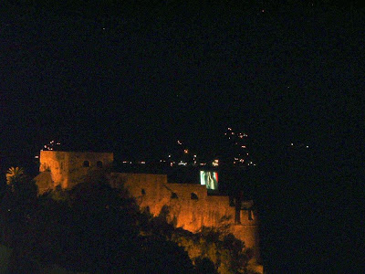 Herceg Novi .... : TVRĐAVA FORTE MARE OZBILjNO NAČETA ZUBOM VREMENA I ...