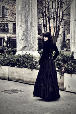Gothic Photography, Gothic Women Pictures, Cosplay Gothic Lady