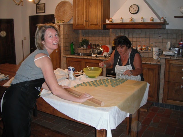 Wildwood Valley Villa & Cottages: Making Pasta...the old fashioned way
