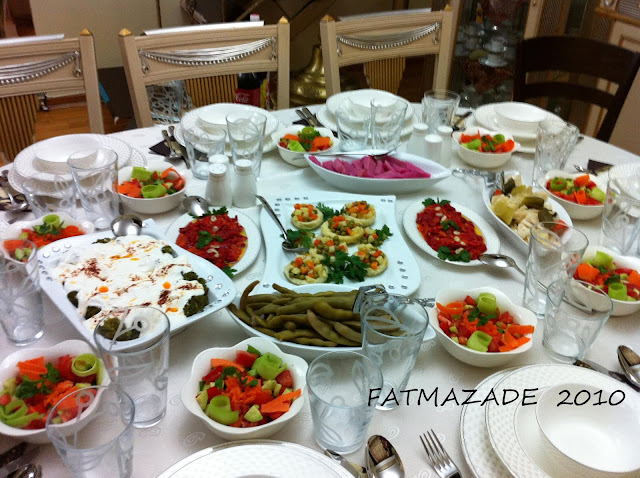 Lezzetli yılbaşı yemeği tarifleri iki kum tanesi: Yılbaşı sofraları