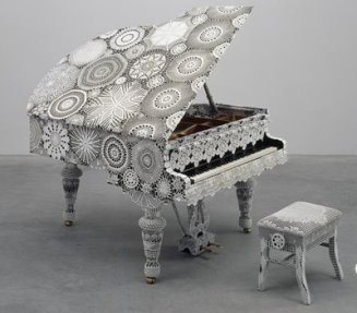 [crocheted+Piano.bmp]