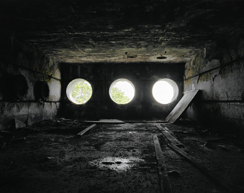 [cm_1999_Bikini,_bunker_Aomen.jpg]