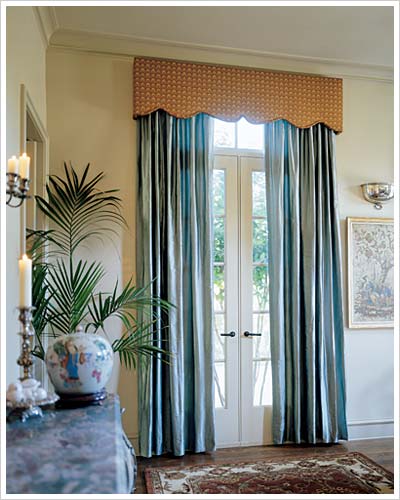 [drapes+with+cornice.2.jpg]
