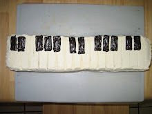 Piano Cake