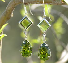 OLIVINE SWAROVSKI CRYSTAL MAGIC