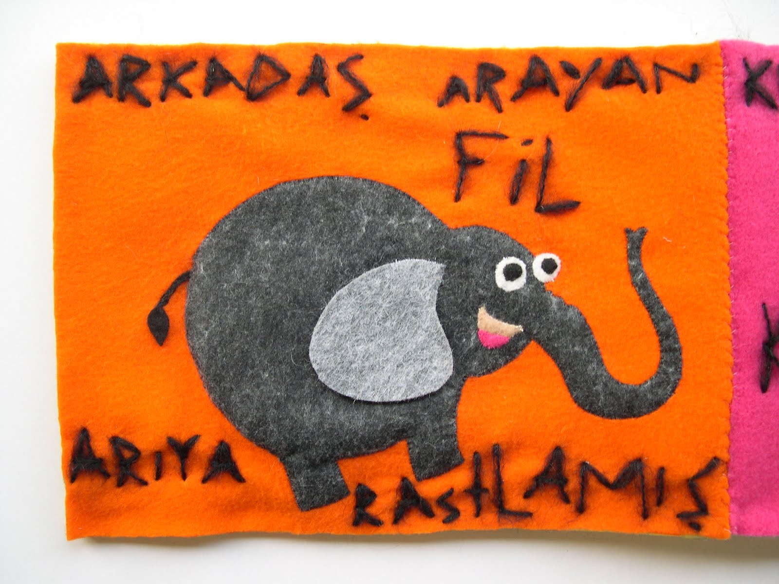 kUKla dÜkKaNı zERen�İn mASaL kiTaBı kUKla dÜkKaNı zERen�İn mASaL kiTaBı