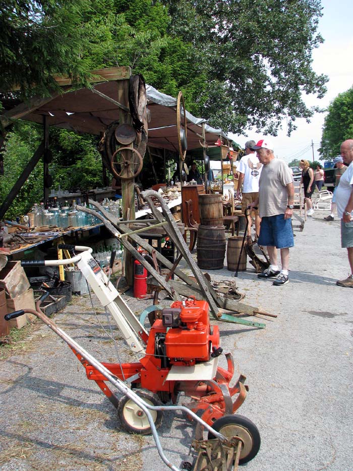 World's Longest Yard Sale Project Day 1 From Crossville, TN to Albany, KY