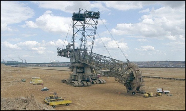 machine maker mega construction site