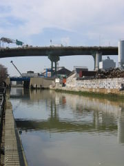 [180px-Gowanuscanal.jpg]