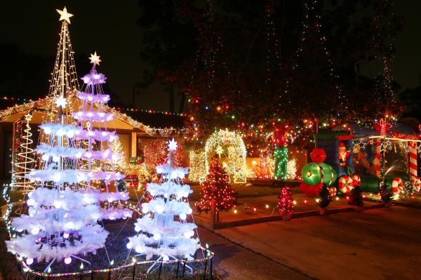 [Houston+07+Xmas+Lights7.jpg]