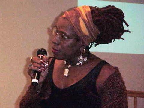 [ts-lorrainne+Sade+Baskerville1.jpg]