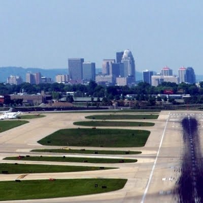 [louisville_airport2.jpg]