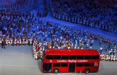 [08+closing+ceremony_london+bus.jpg]