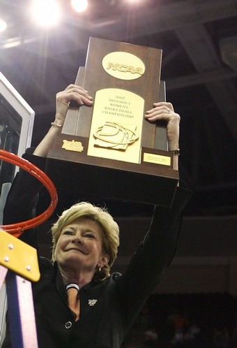 [pat+summitt+NCAA+champ.jpg]