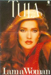 [ts-caroline+cossey_i+am+a+woman.jpg]