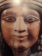 La Princesse assyrienne de Nimroud, Ivoire. Iraq. 720 av. J-C.