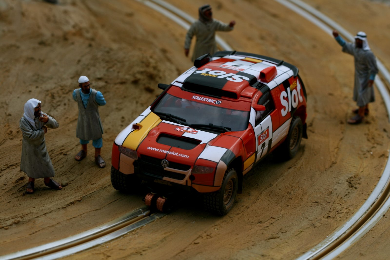 [0G+TOUAREG.JPG]