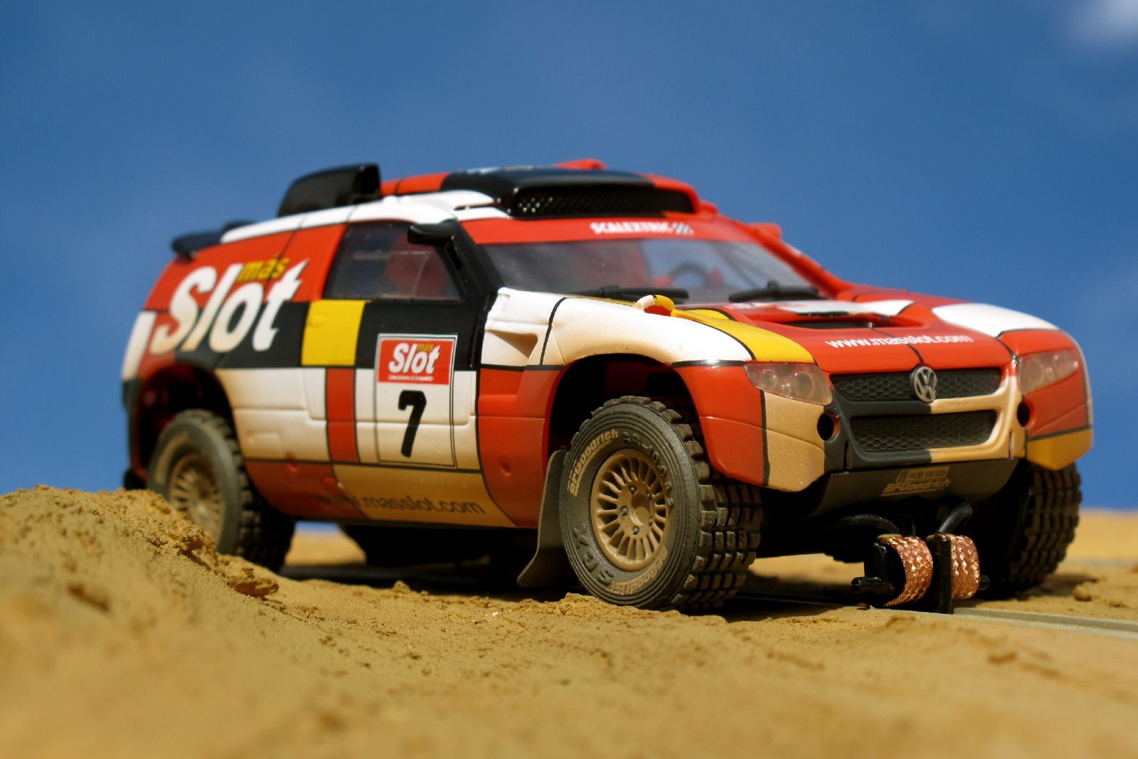 [0a+TOUAREG.JPG]
