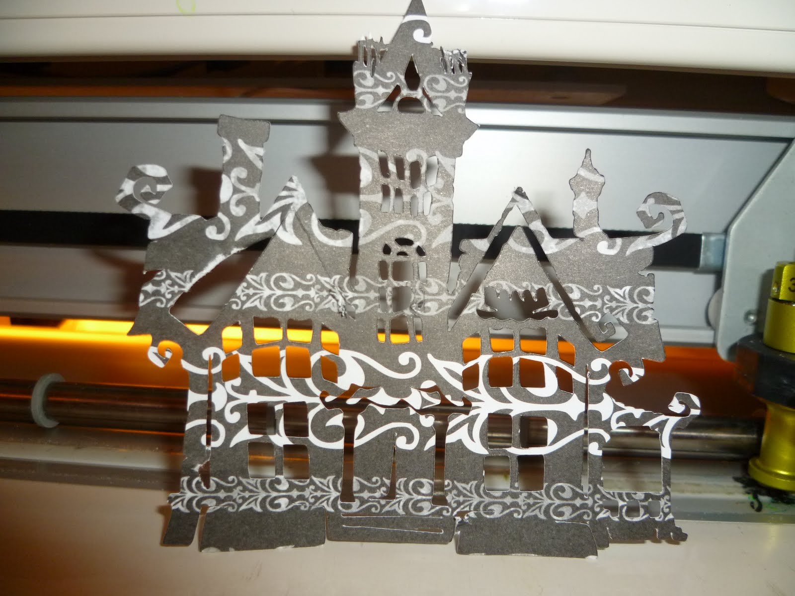 October 31st Cricut Cartridge Roxy's Craft Blog