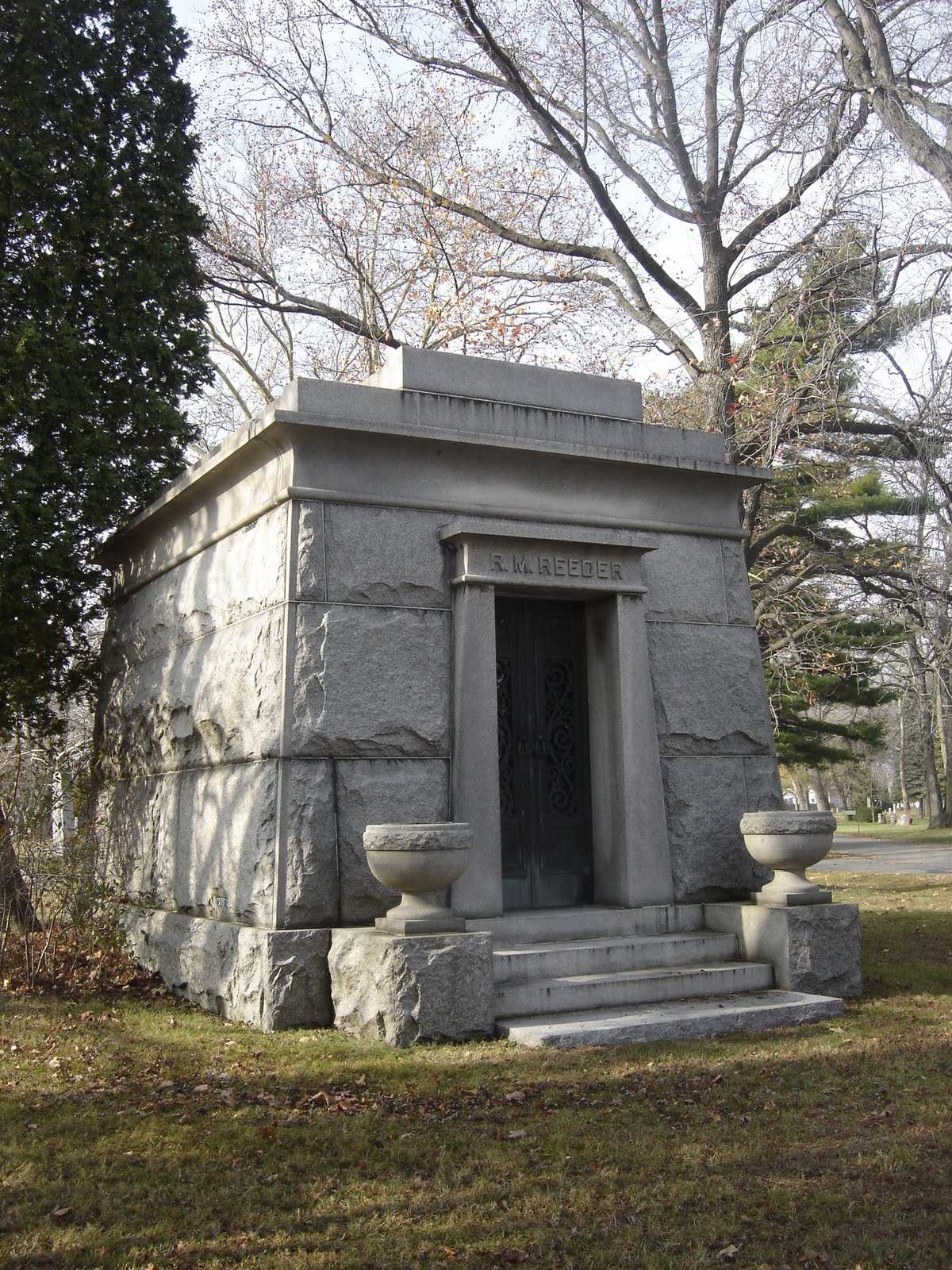 A Morbid Fascination Woodlawn Cemetery, Toledo, Ohio