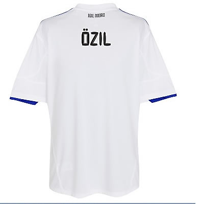 Real Madrid Zone: Real Madrid 2010/2011 Shirts - Kit - Jersey (Photo