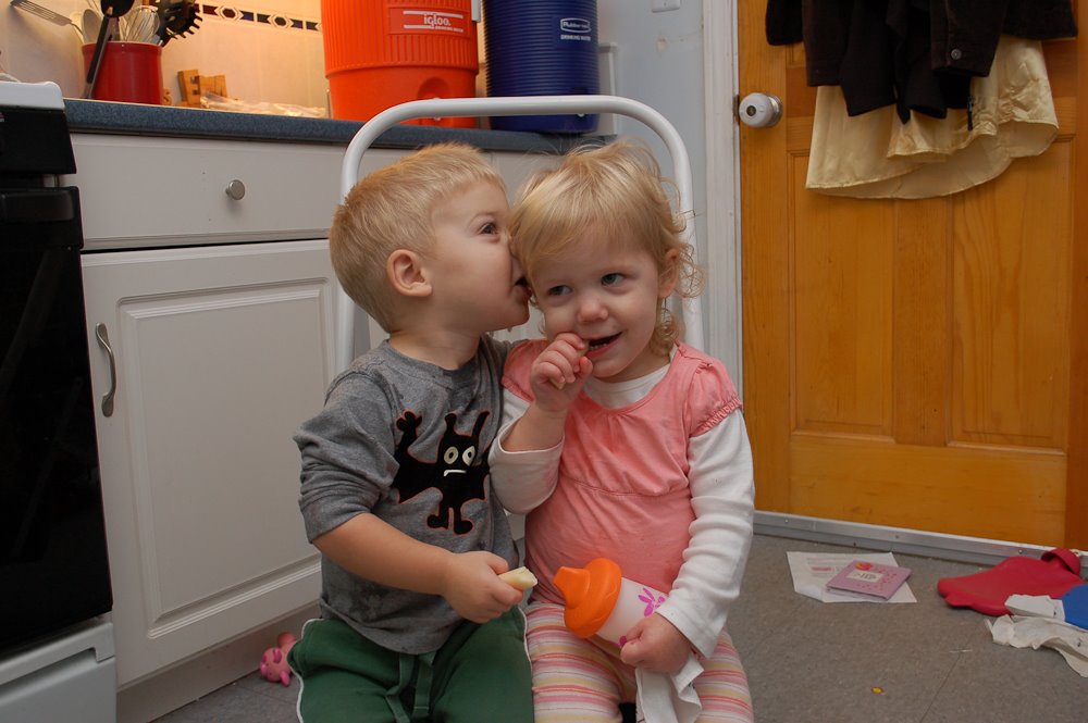 [2008-10-30+Pumpkin+Carving+007.jpg]