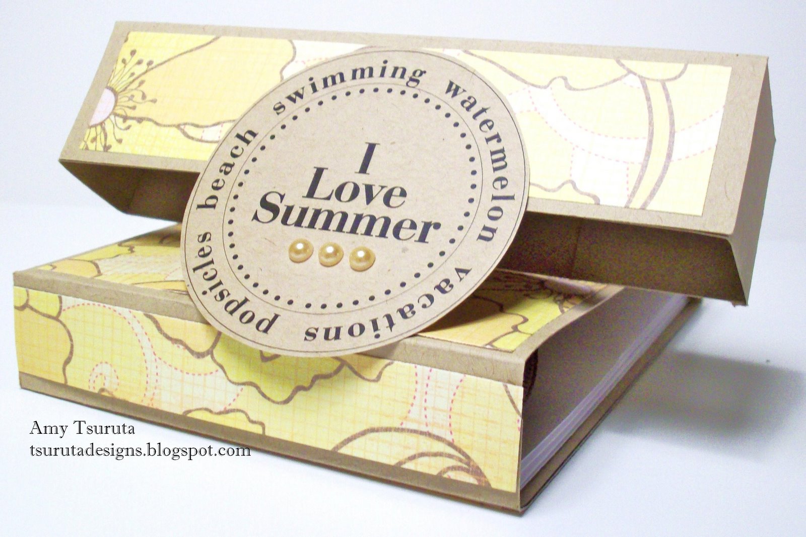 [I+love+summer+close+up.JPG]