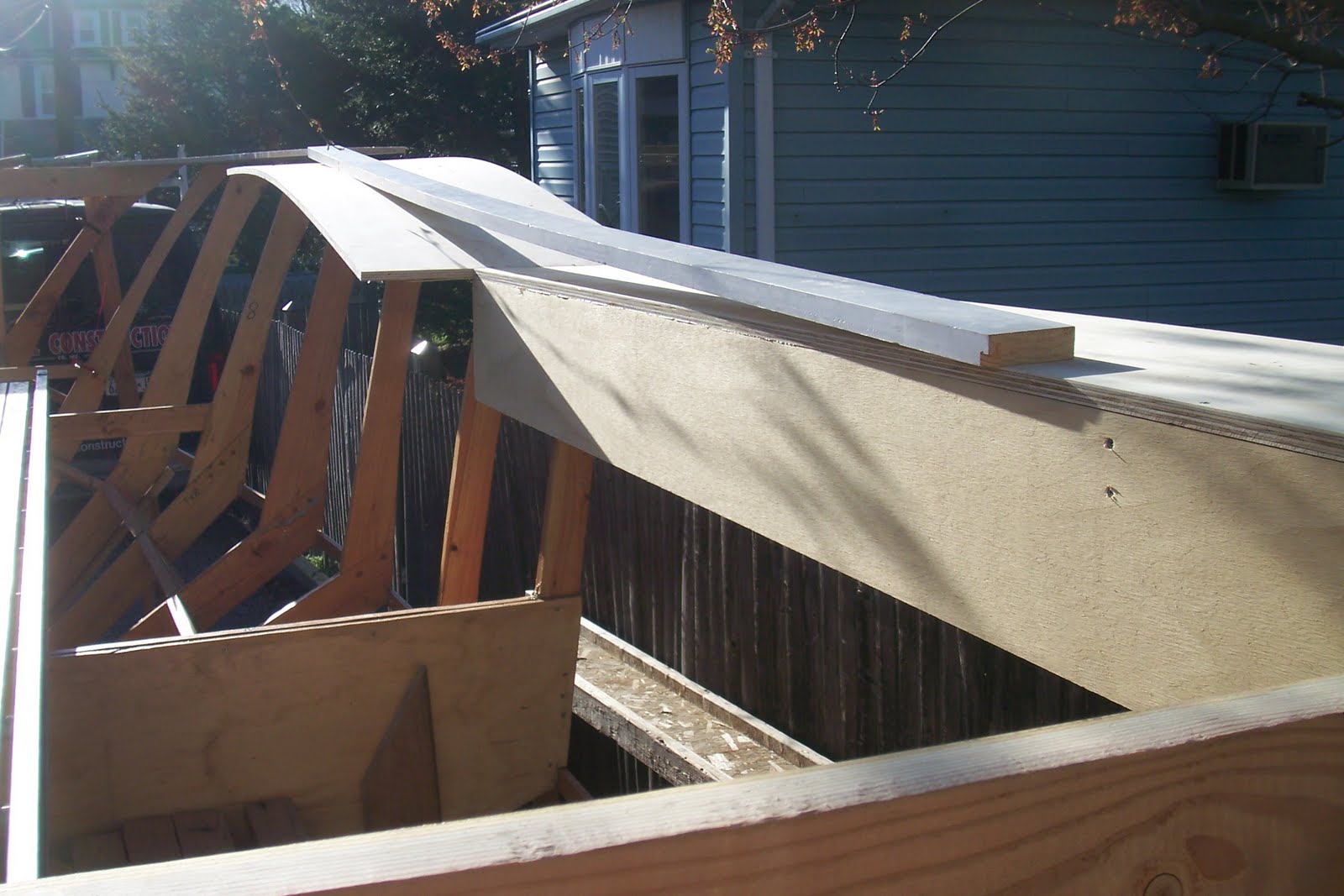 Longfin Boatworks Setting the Gunnuls