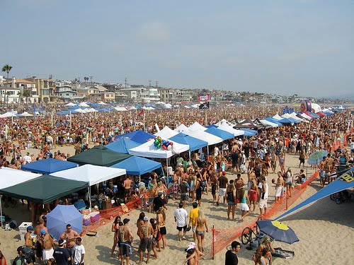 Surf Competition &amp; Volleyball Tournament in Southbay 
