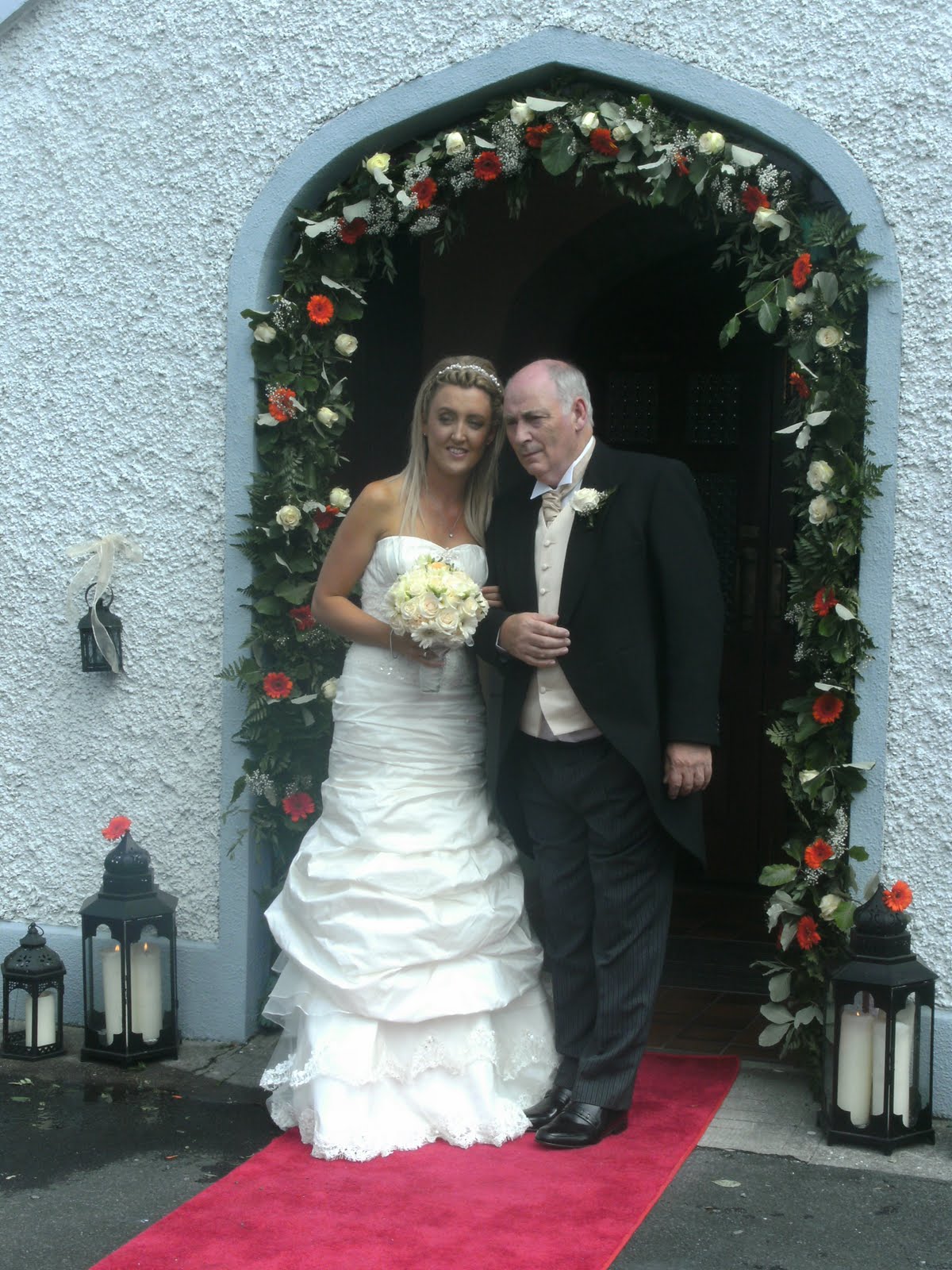 Wedding Flowers, County Clare, Ireland Wedding flowers at Loouscaun