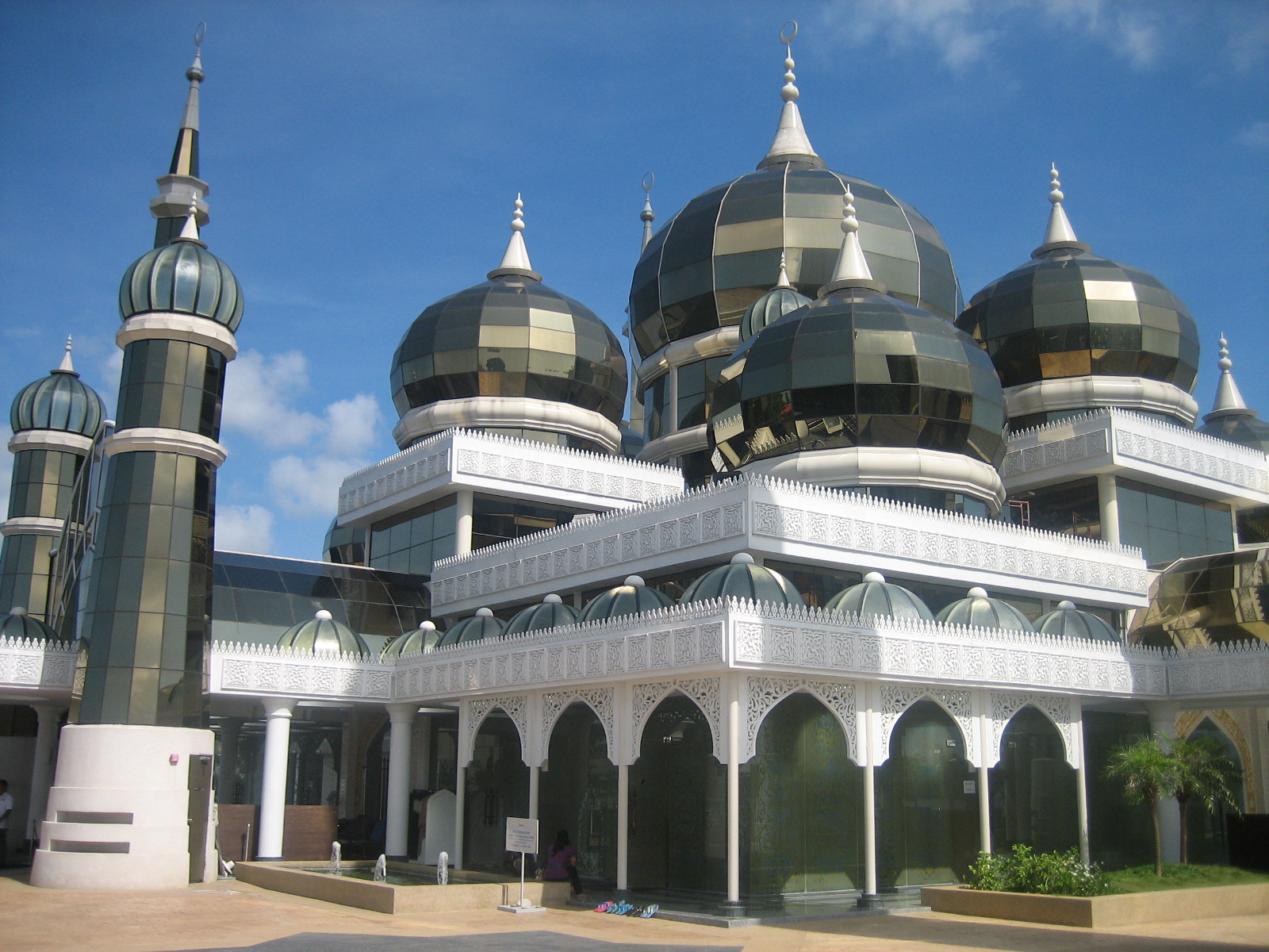 Johor Ke Terengganu.: Masjid Kristal?