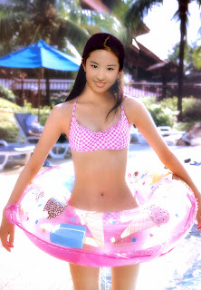 Crystal Liu Bikini