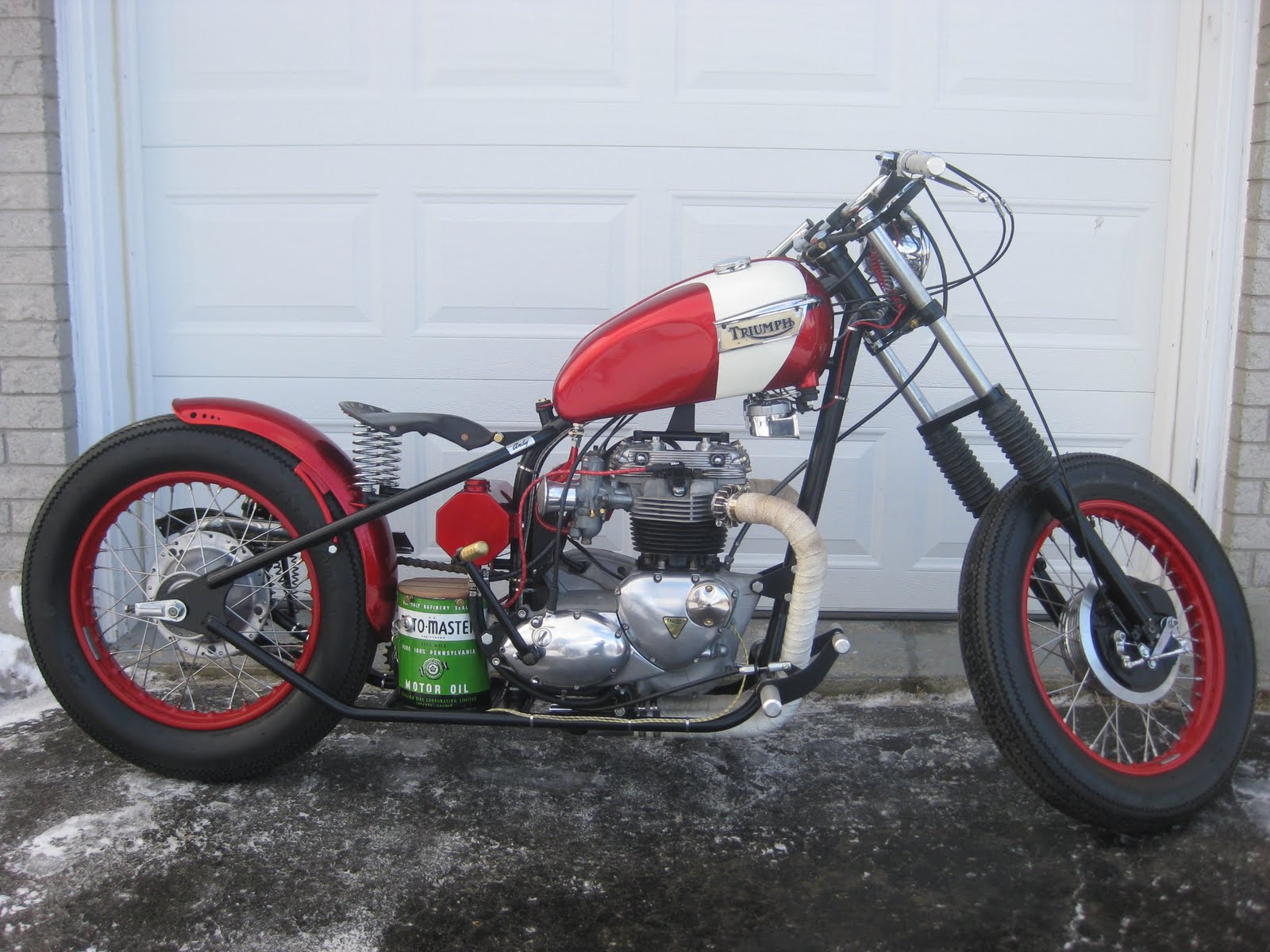 Lowbrow Customs